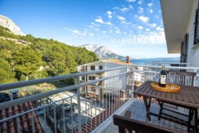 Schöne Wohnung In Duće Mit Großem Balkon